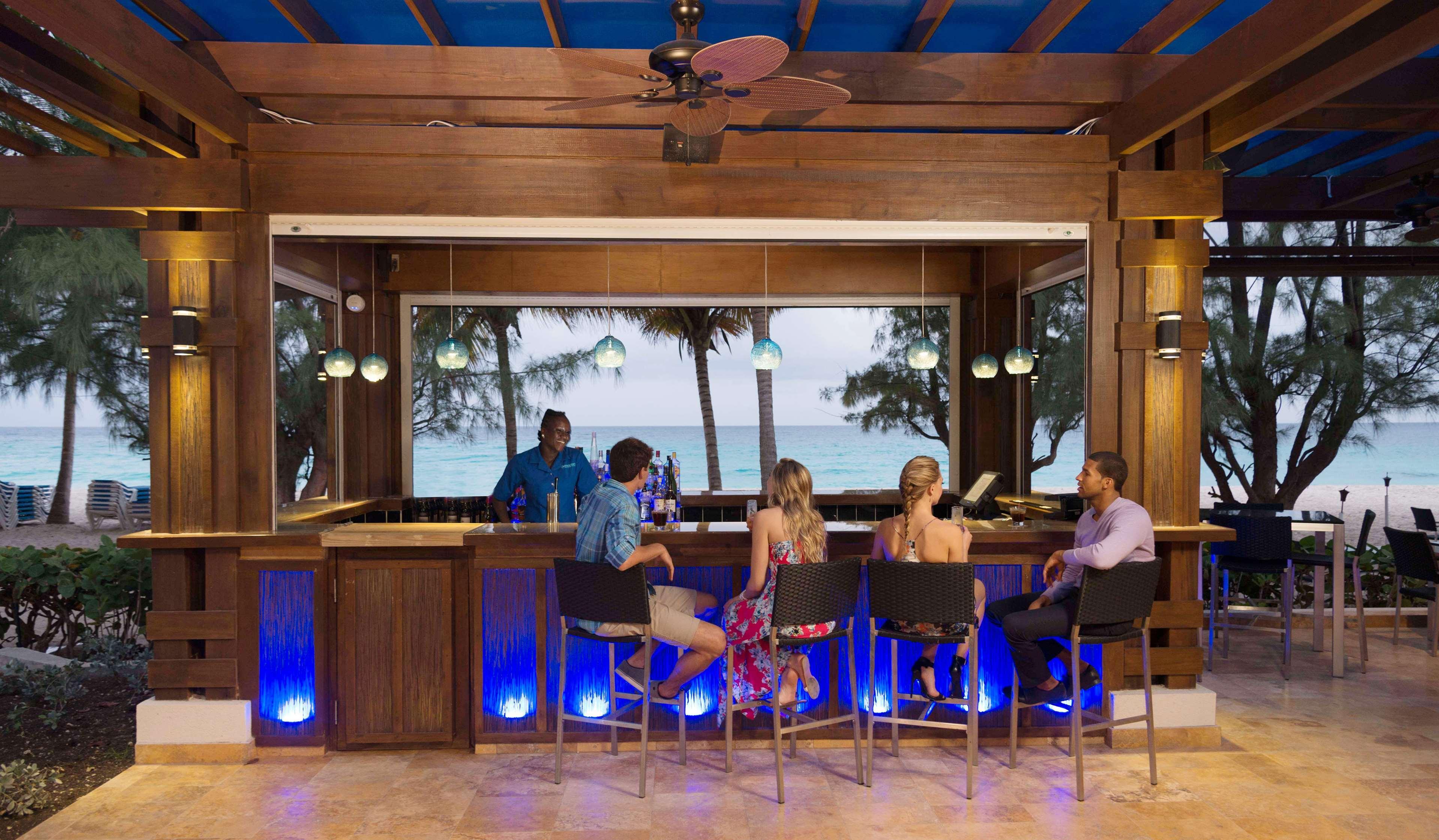 Divi Southwinds Beach Resort Christ Church Bagian luar foto