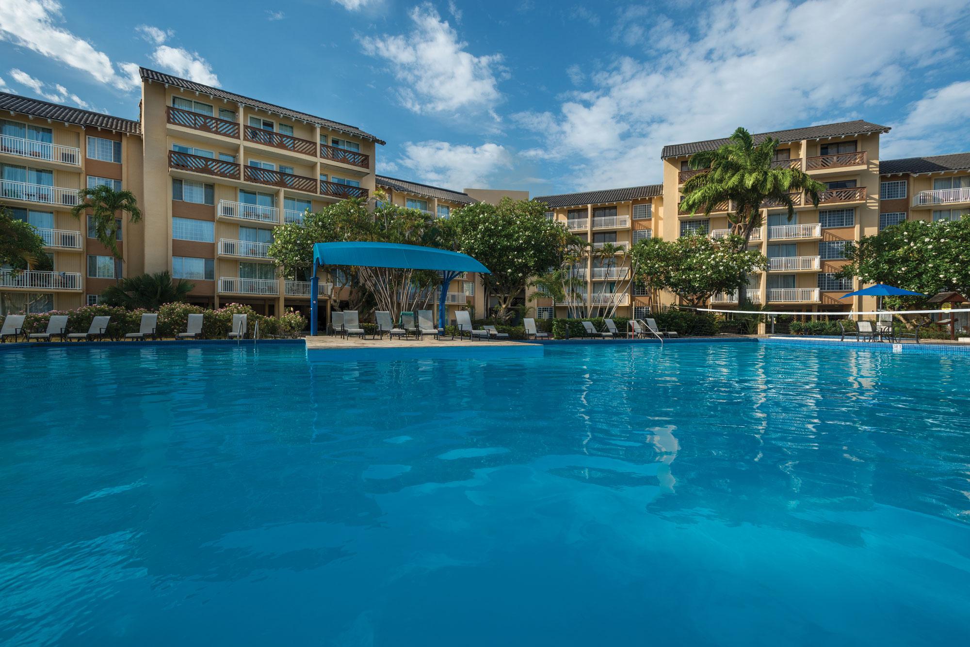 Divi Southwinds Beach Resort Christ Church Bagian luar foto