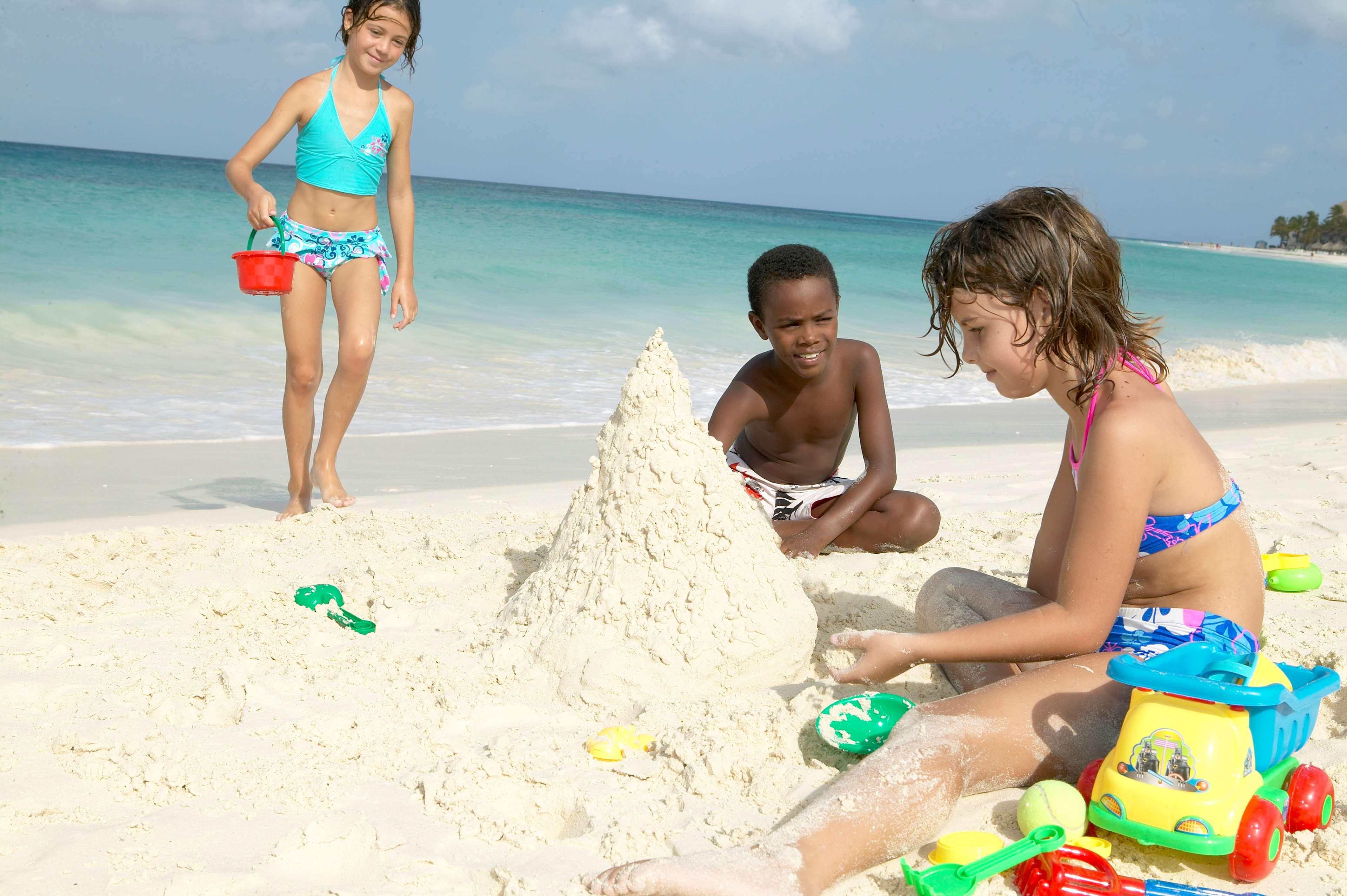 Divi Southwinds Beach Resort Christ Church Bagian luar foto